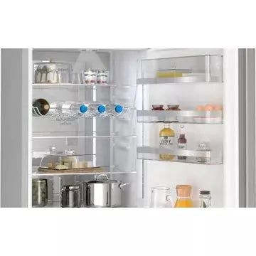 Réfrigérateur combiné							SIEMENS				KG39NAIAT HyperFresh <0 °C>