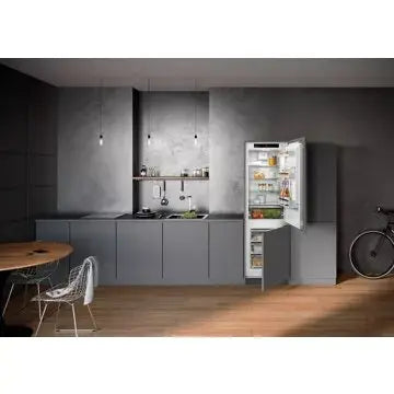 Réfrigérateur combiné encastrable 	LIEBHERR	ICNe5103-22