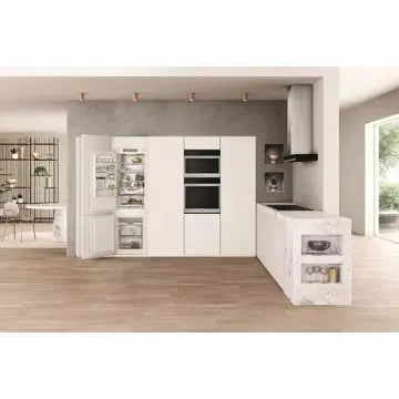 Réfrigérateur combiné encastrable WHIRLPOOL	WHC18T574P Supreme Silence